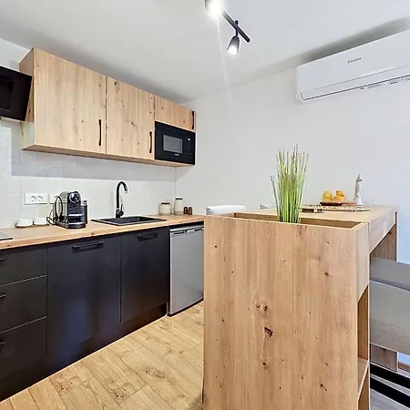 Lägenhet Dalmatica-4 By Interhome *